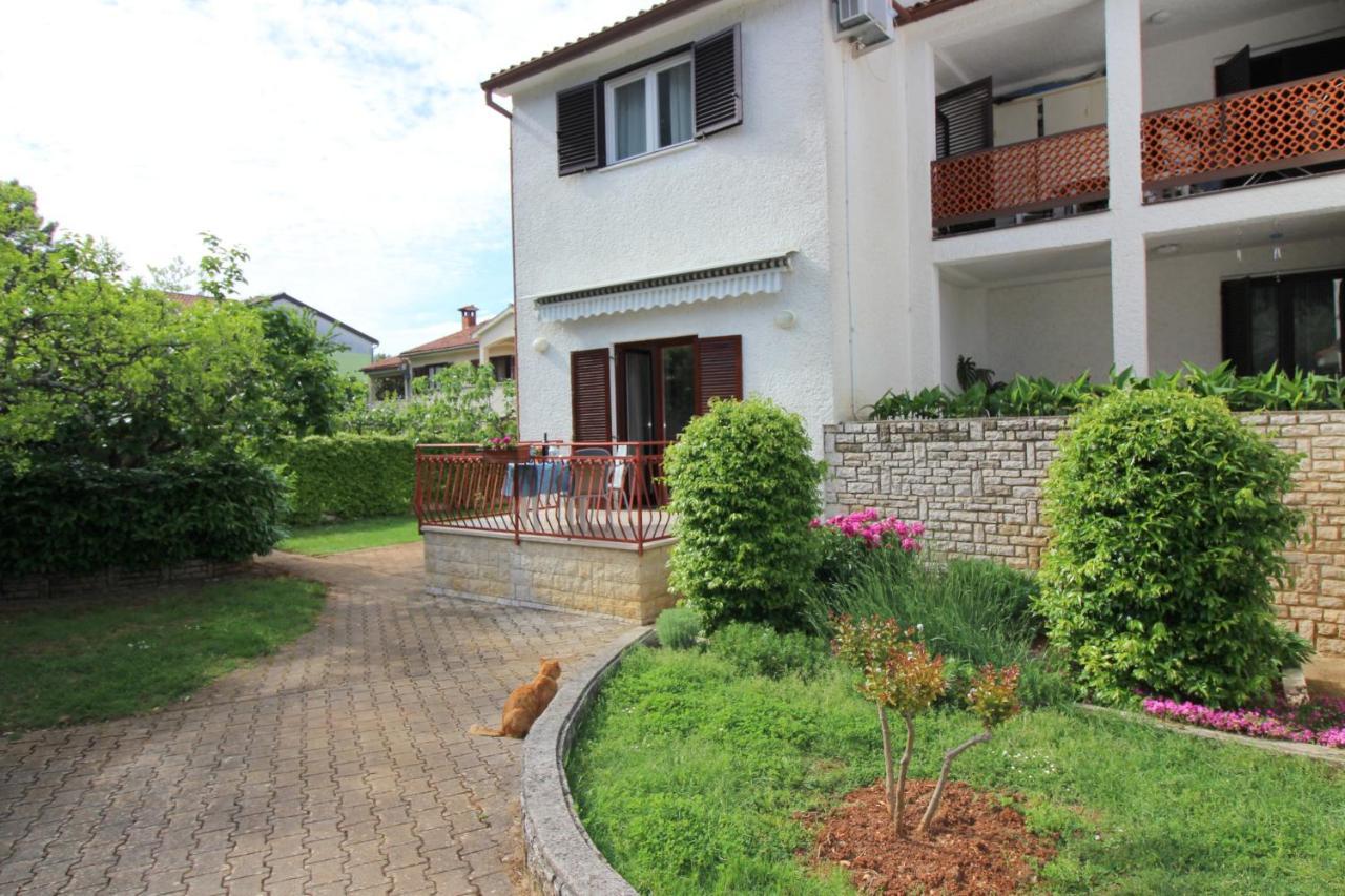 Apartment Ema Near City Center Poreč Exterior foto